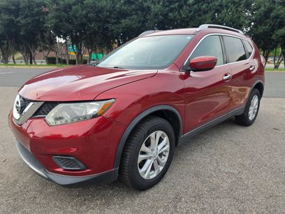 Used 2016 Nissan Rogue SV