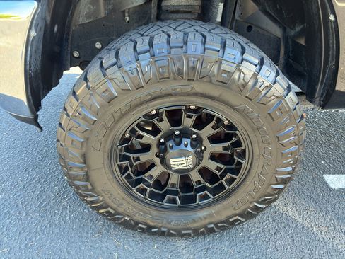 Used 2014 RAM 2500 Tradesman w/ Chrome Appearance Group AWD/4WD image 15