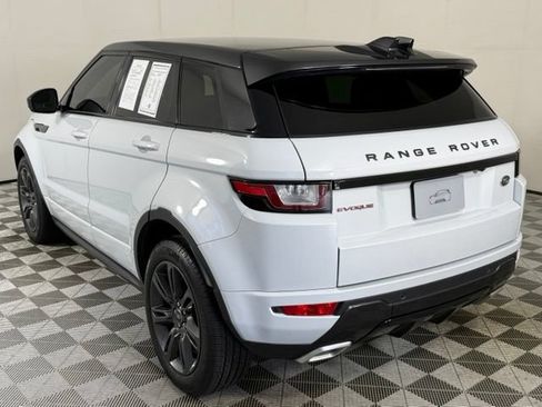 Used 2018 Land Rover Range Rover Evoque SE Premium AWD/4WD image 4