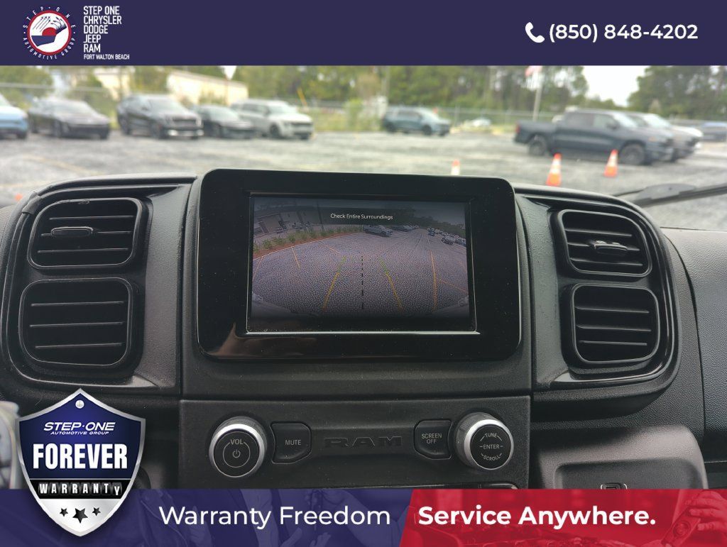Used 2025 RAM ProMaster 2500 w/ Convenience Group FWD image 21
