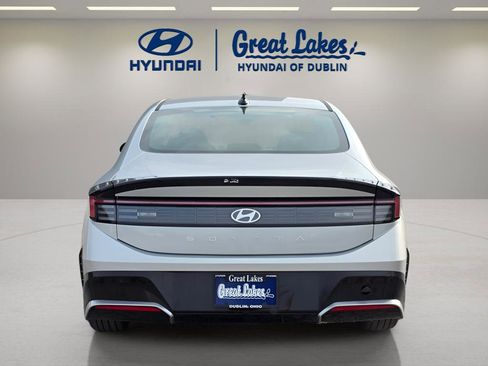 New 2026 Hyundai Sonata SEL FWD image 4