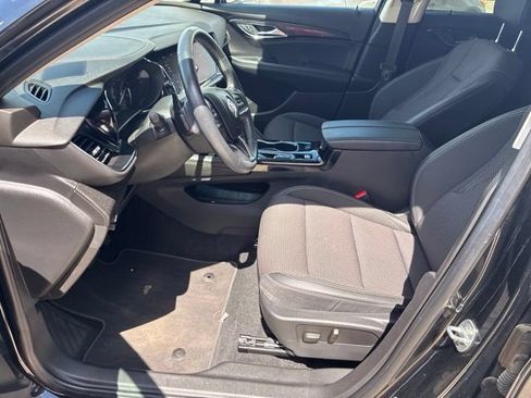 Used 2022 Buick Envision Preferred FWD image 17