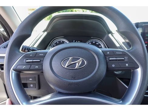 Used 2023 Hyundai Sonata SEL w/ Preferred Accessory Package FWD image 14