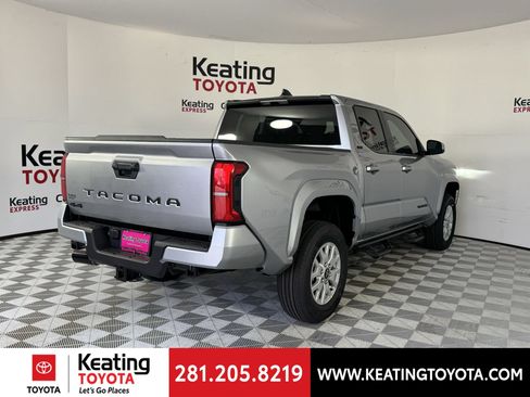 Used 2026 Toyota Tacoma SR5 AWD/4WD image 14