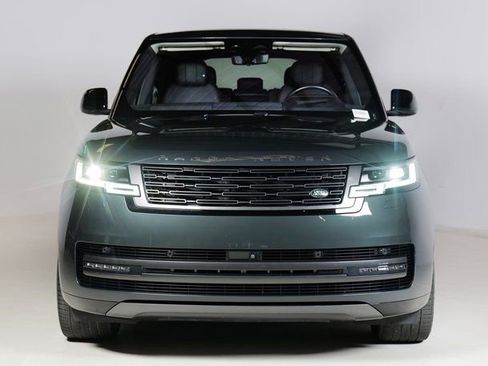 Used 2023 Land Rover Range Rover SE image 8