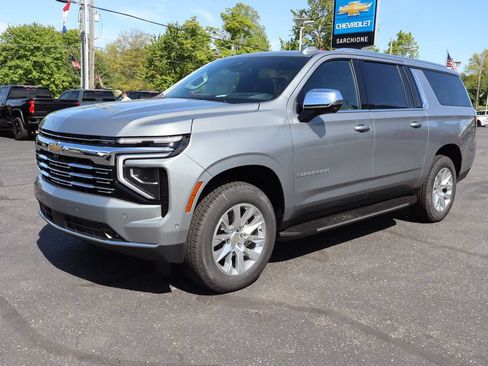 New 2026 Chevrolet Suburban Premier AWD/4WD image 34