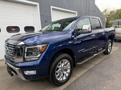 Used 2021 Nissan Titan SL w/ Moonroof Package AWD/4WD image 1