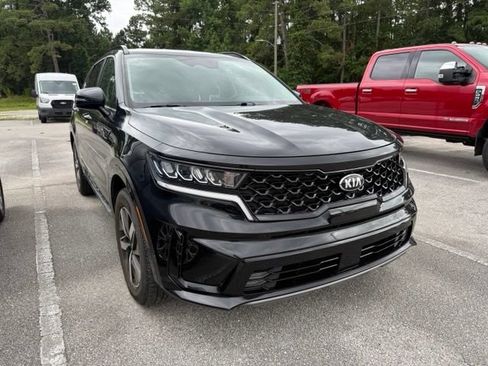 Used 2021 Kia Sorento EX FWD image 2