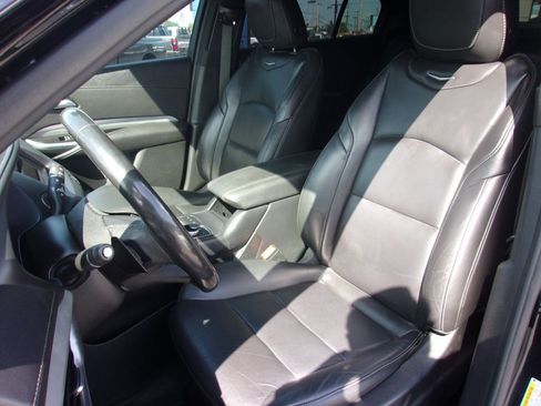 Used 2021 Cadillac XT4 Premium Luxury w/ Cold Weather Package image 9