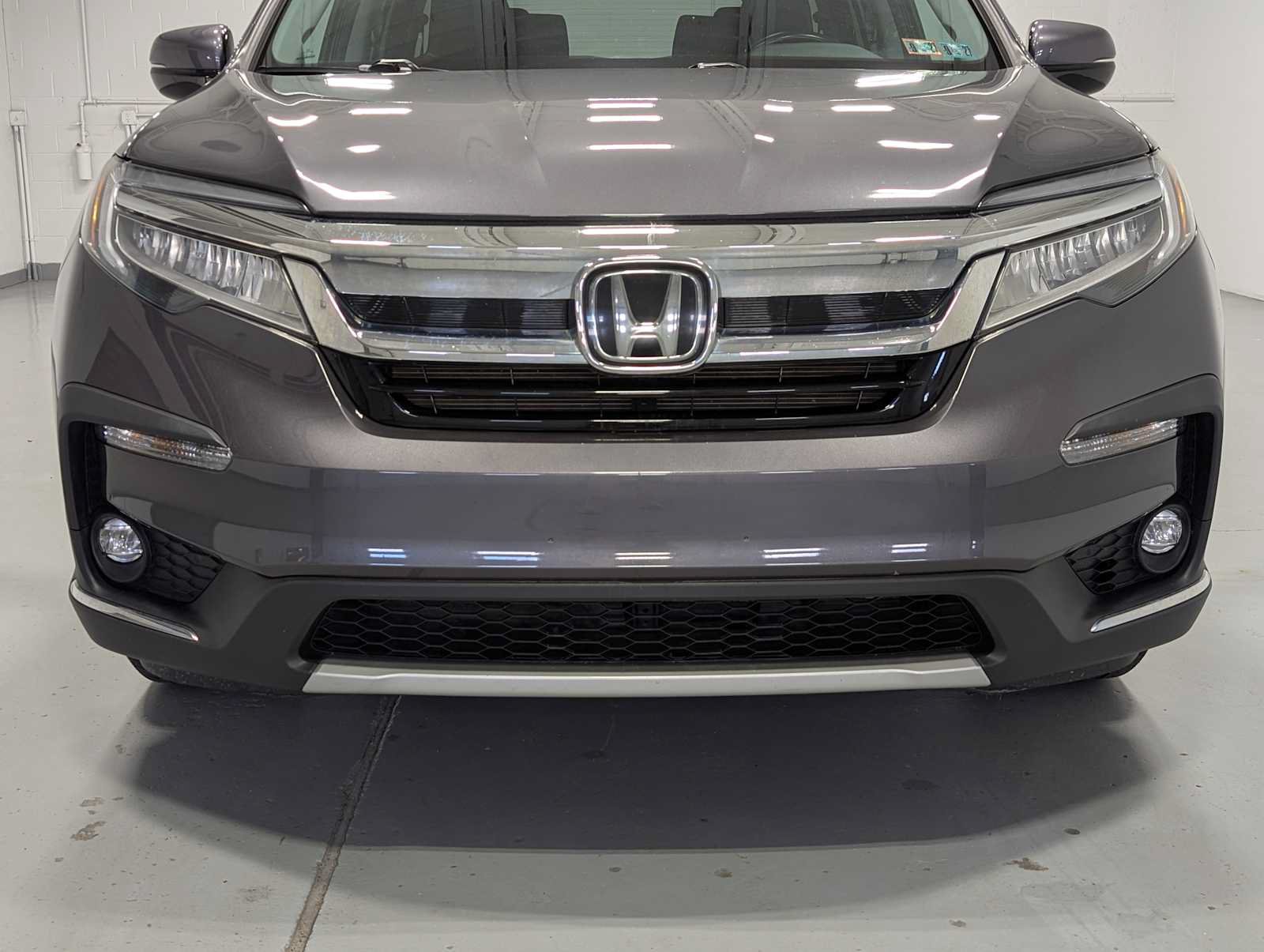 Used 2020 Honda Pilot Touring image 2