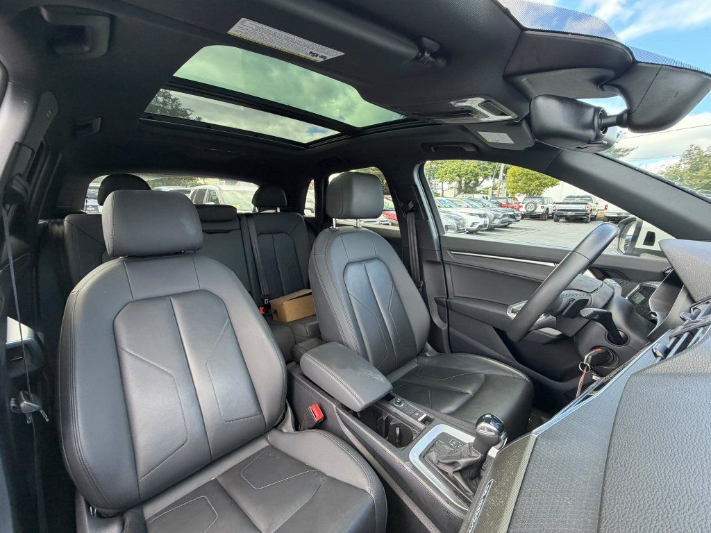 Used 2025 Audi Q3 2.0T Premium AWD/4WD image 5