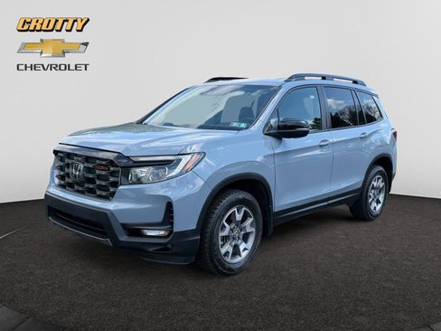 Used 2023 Honda Passport TrailSport image 1