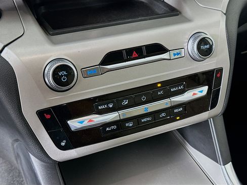 Used 2023 Ford Explorer XLT w/ Equipment Group 202A image 23