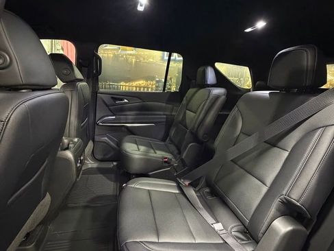 New 2026 Chevrolet Traverse LT w/ Driver Confidence Package AWD/4WD image 6