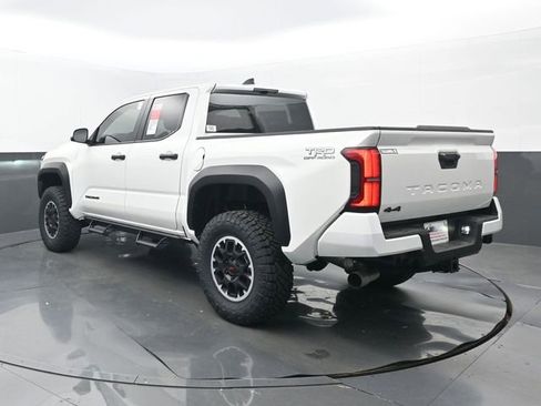 New 2026 Toyota Tacoma TRD Off-Road image 3