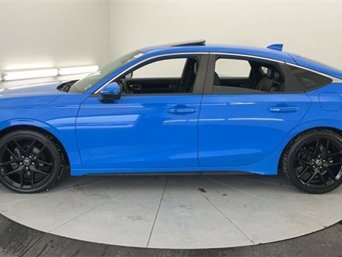 Certified 2023 Honda Civic Sport Touring image 9