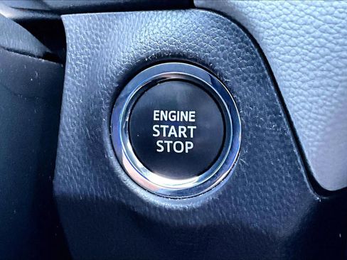 Used 2025 Toyota RAV4 XLE Premium FWD image 34