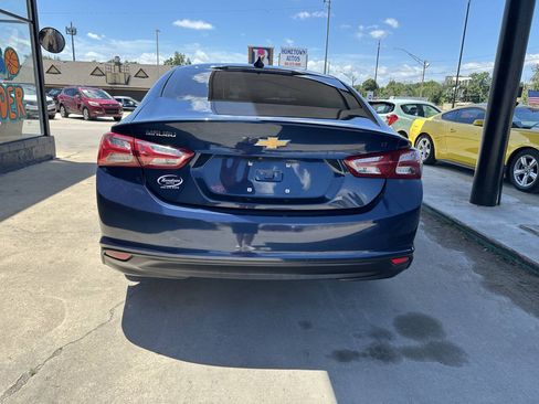 Used 2022 Chevrolet Malibu LT FWD image 7