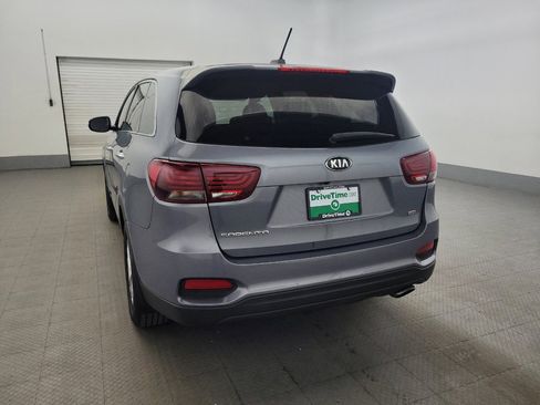 Used 2020 Kia Sorento LX AWD/4WD image 6