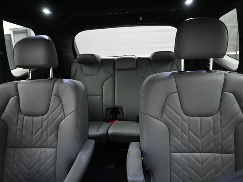 Used 2023 Kia Telluride SX X-Line AWD/4WD image 16