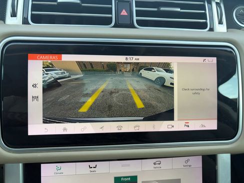 Used 2019 Land Rover Range Rover HSE AWD/4WD image 18