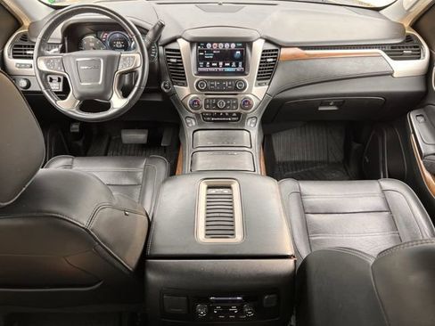 Used 2019 GMC Yukon Denali w/ Denali Ultimate Package image 10