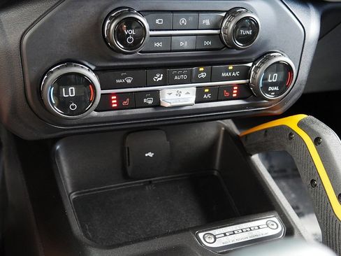 Used 2023 Ford Bronco Badlands AWD/4WD image 42