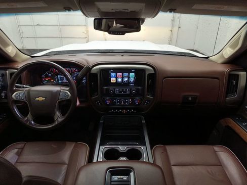 Used 2019 Chevrolet Silverado 2500 High Country w/ Duramax Plus Package image 13