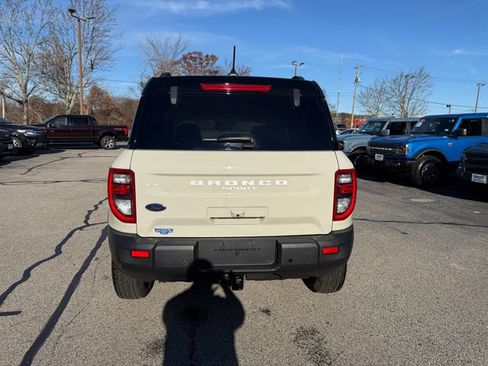 Used 2025 Ford Bronco Sport Badlands image 25