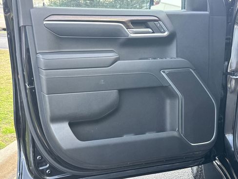 Used 2023 Chevrolet Silverado 1500 LT image 14