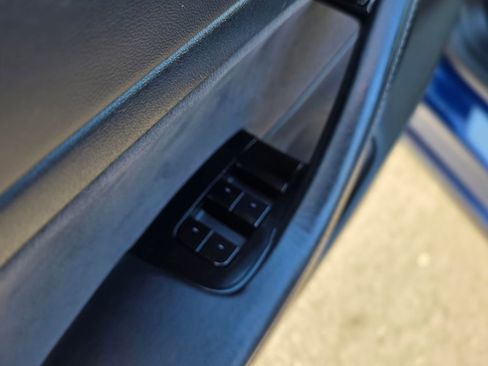 Used 2020 Tesla Model 3 Standard Range Plus image 19