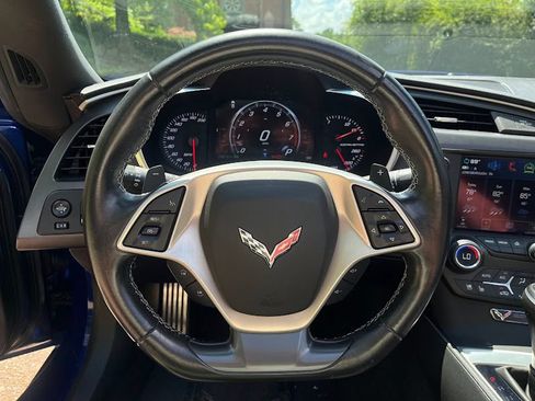 Used 2017 Chevrolet Corvette Stingray Coupe RWD image 11