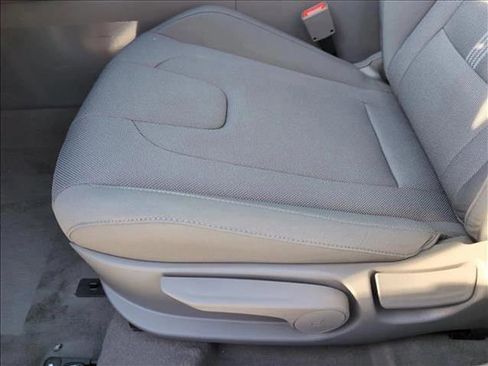 New 2026 Hyundai Elantra SE image 4