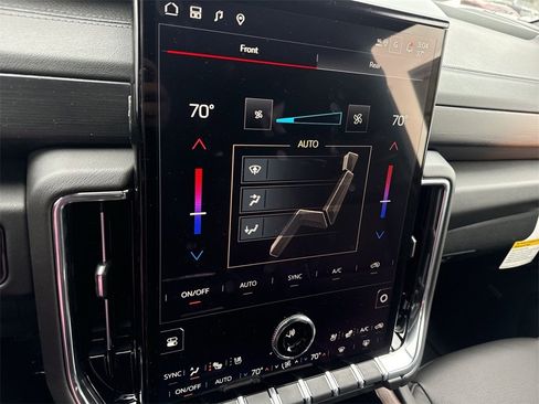 New 2026 GMC Yukon Denali w/ Sun & Power Step Package image 21