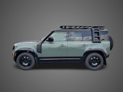 New 2026 Land Rover Defender 110 AWD/4WD image 8
