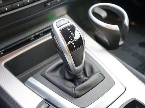 Used 2011 BMW Z4 sDrive35is image 20