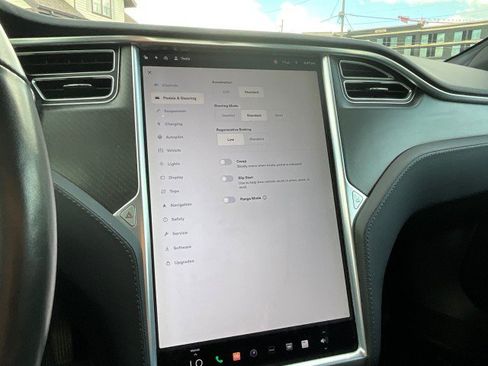 Used 2018 Tesla Model S 75D AWD/4WD image 23