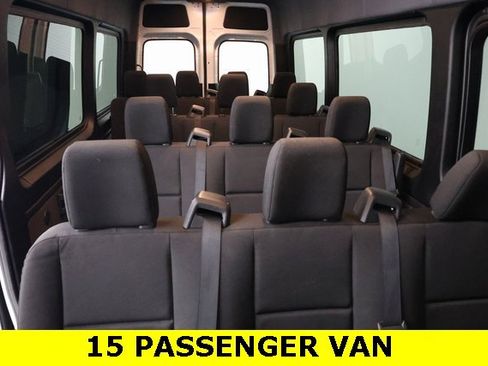 Used 2025 Mercedes-Benz Sprinter 2500 image 9