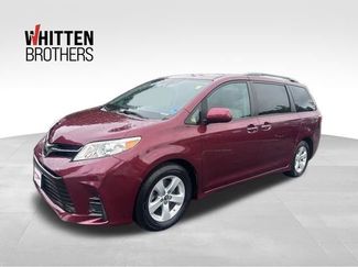 Used 2019 Toyota Sienna LE w/ LE Preferred Package FWD video 1