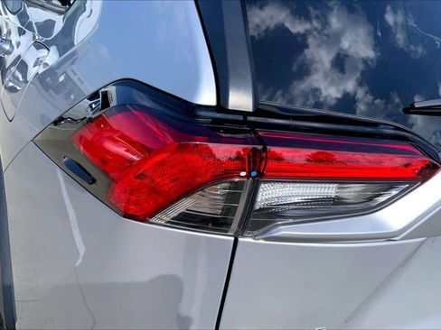 Used 2023 Toyota RAV4 XLE FWD image 53
