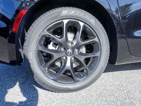 New 2026 Chrysler Pacifica Select w/ S Appearance Package FWD image 6