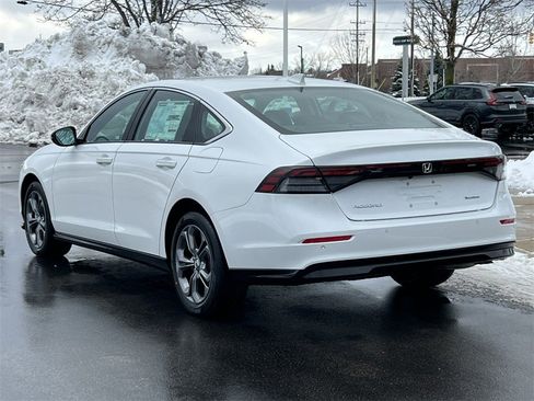 New 2025 Honda Accord EX-L image 42