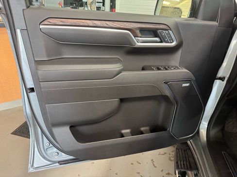 New 2026 GMC Sierra 1500 SLT w/ SLT Premium Plus Package image 17