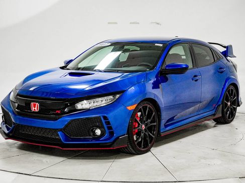 Used 2017 Honda Civic Type R image 3