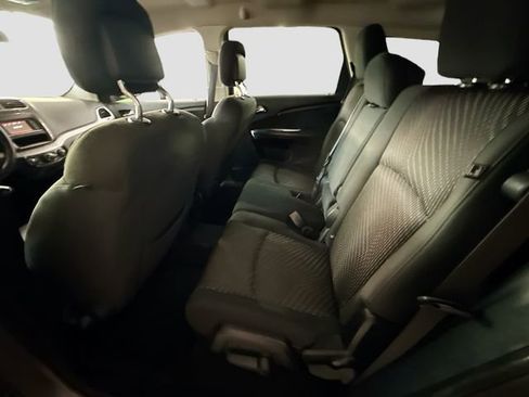 Used 2012 Dodge Journey SE image 22