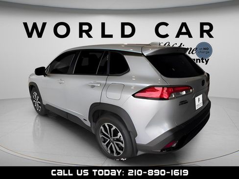 Used 2024 Toyota Corolla Cross AWD Hybrid image 5