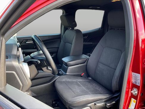 Used 2023 Chevrolet Colorado LT RWD image 7