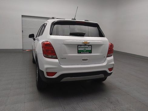 Used 2019 Chevrolet Trax LT w/ LT Convenience Package image 6