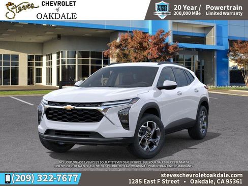 New 2026 Chevrolet Trax LT w/ Driver Confidence Package FWD image 6