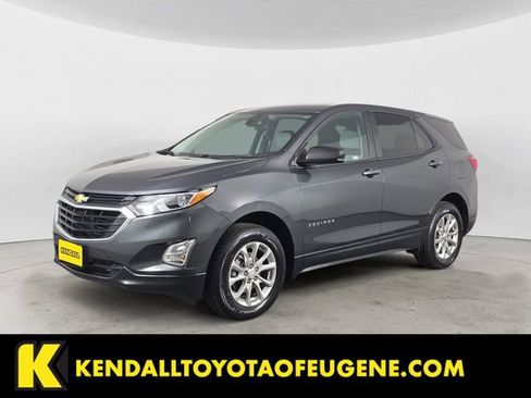 Used 2021 Chevrolet Equinox LS w/ LS Convenience Package image 1